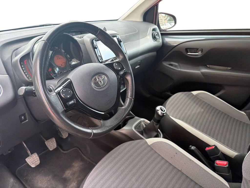 Toyota Aygo 5p 1.0 x-fun 72cv