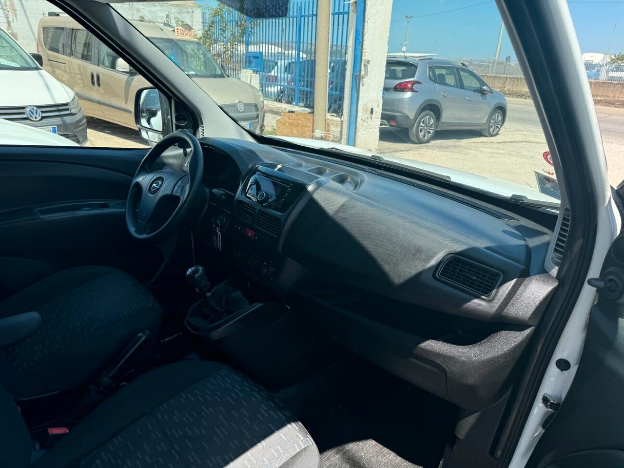 Opel Combo 1.6 CDTi "70.000KM"