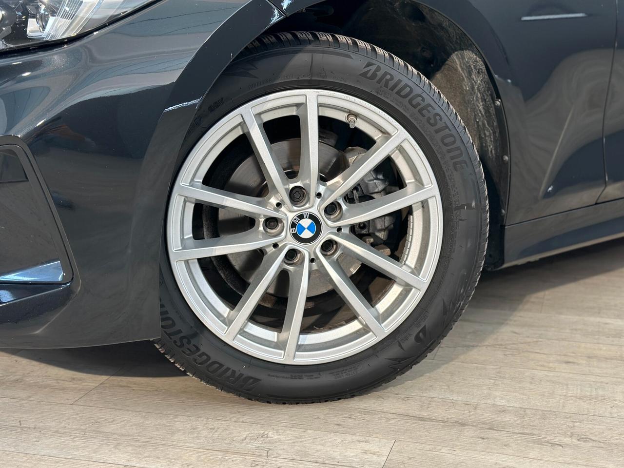 BMW 316 d Touring MHEV auto