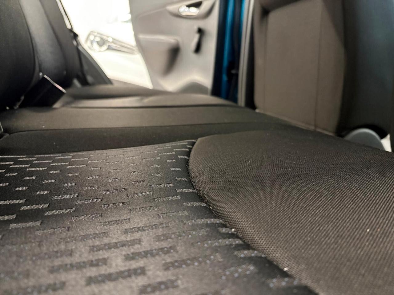 Opel Karl ROCKS 1.0 73 CV 5MT 45000 KM