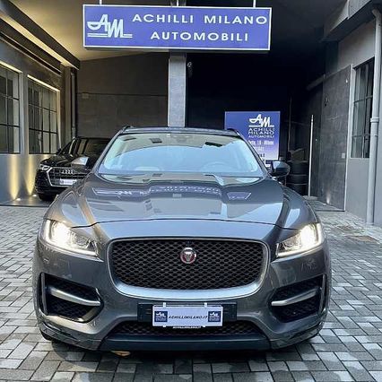 Jaguar F-PACE 2.0 250 CV AWD aut. R-DYNAMIC