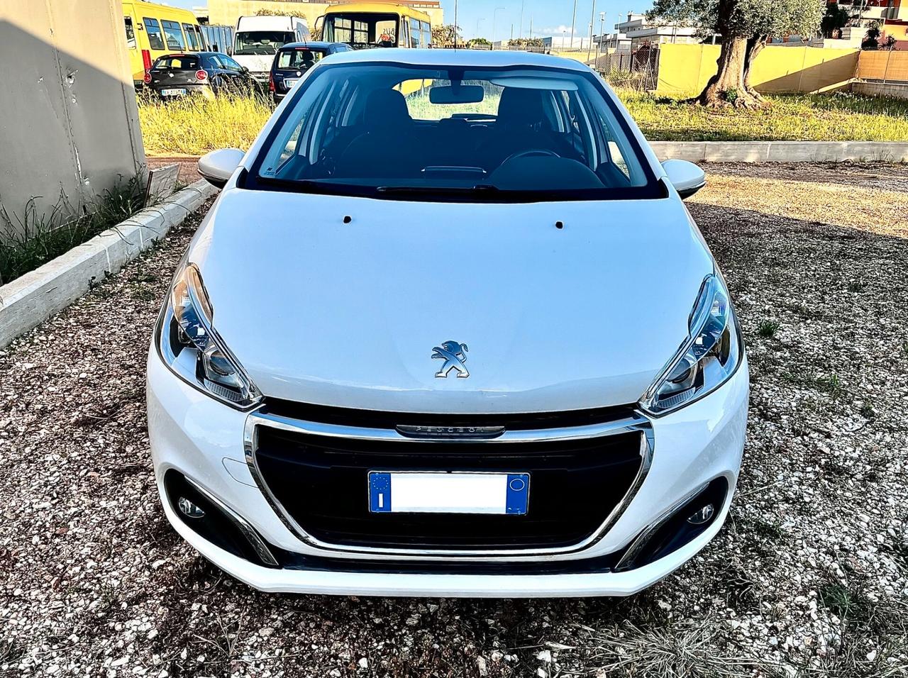 Peugeot 208 Puretech 2015 incidentata