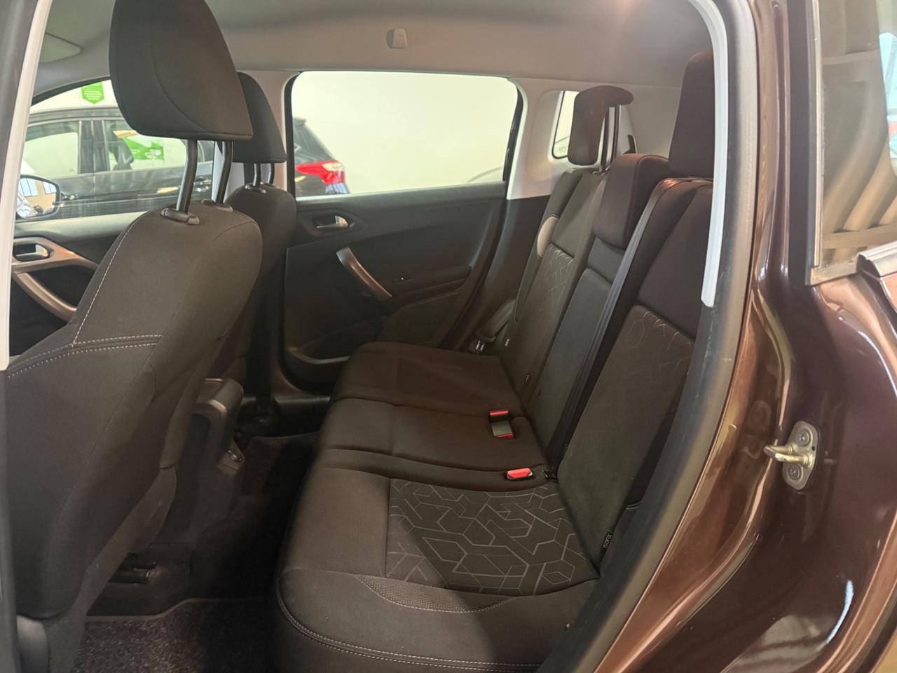 Peugeot 2008 1.2 VTi 82CV Active