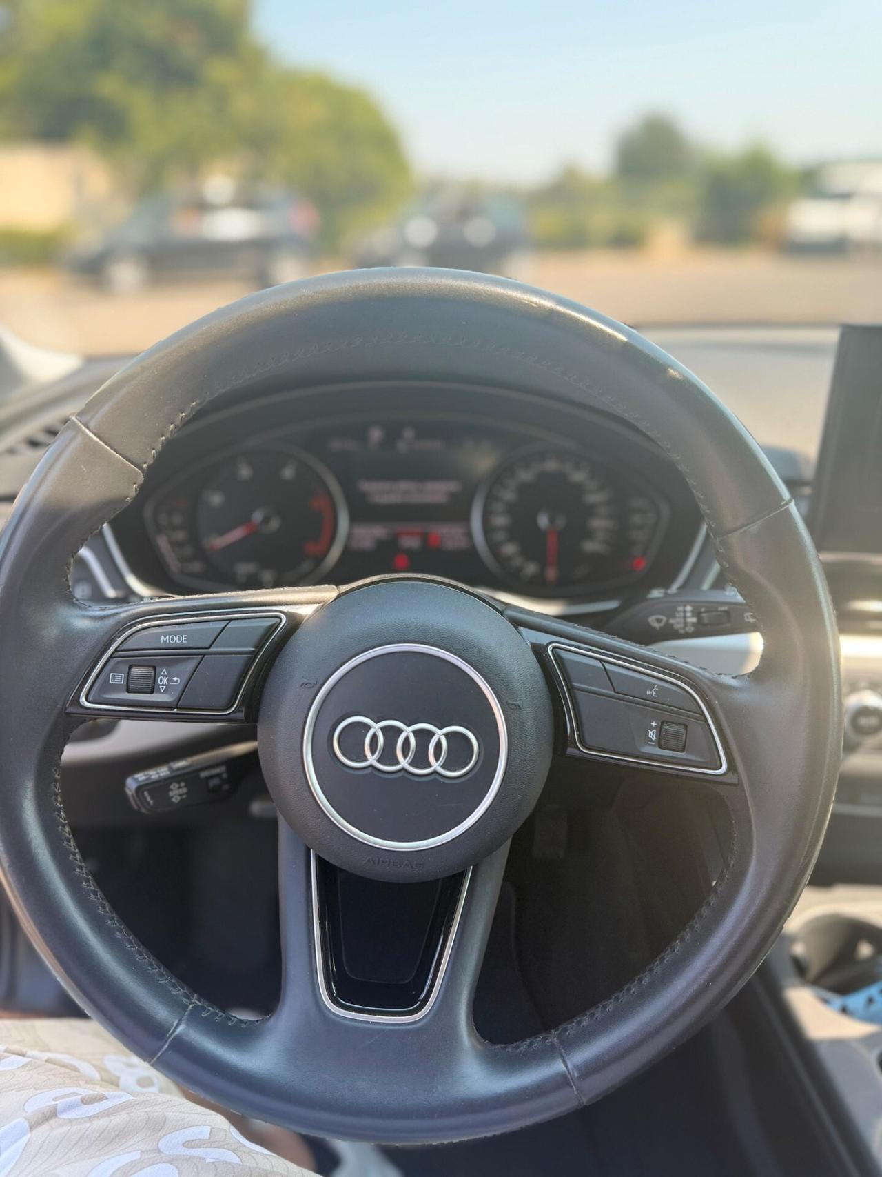 Audi A4 Avant S tronic Business Advanced km certificati