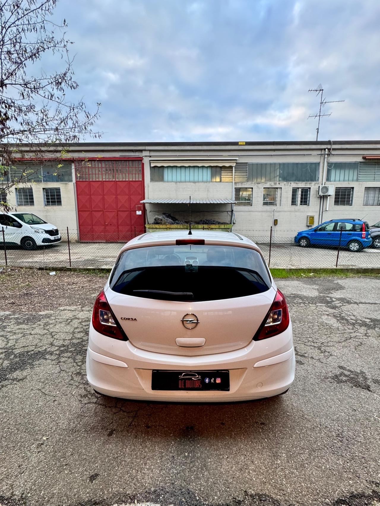 Opel Corsa 1.2 85CV 5 porte GPL-TECH Elective