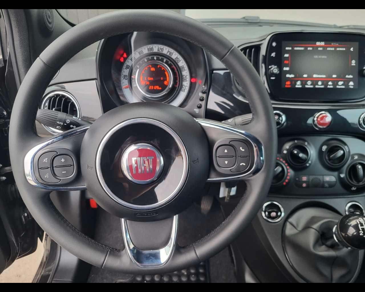 FIAT 500 1.0 hybrid