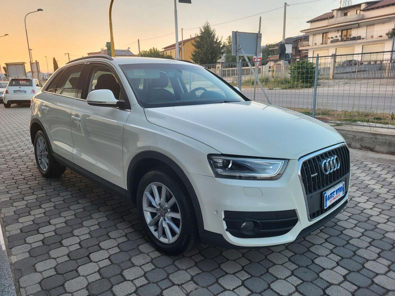 Audi Q3 2.0 TDI 177 CV QUATTRO - S TRONIC FARI LED / XENON PARK ASSIST