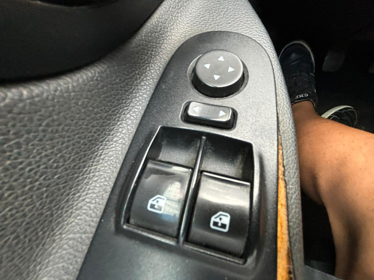 Lancia Ypsilon 0.9 TWINAIR 85 CV 5P METANO ECOCHIC GOLD