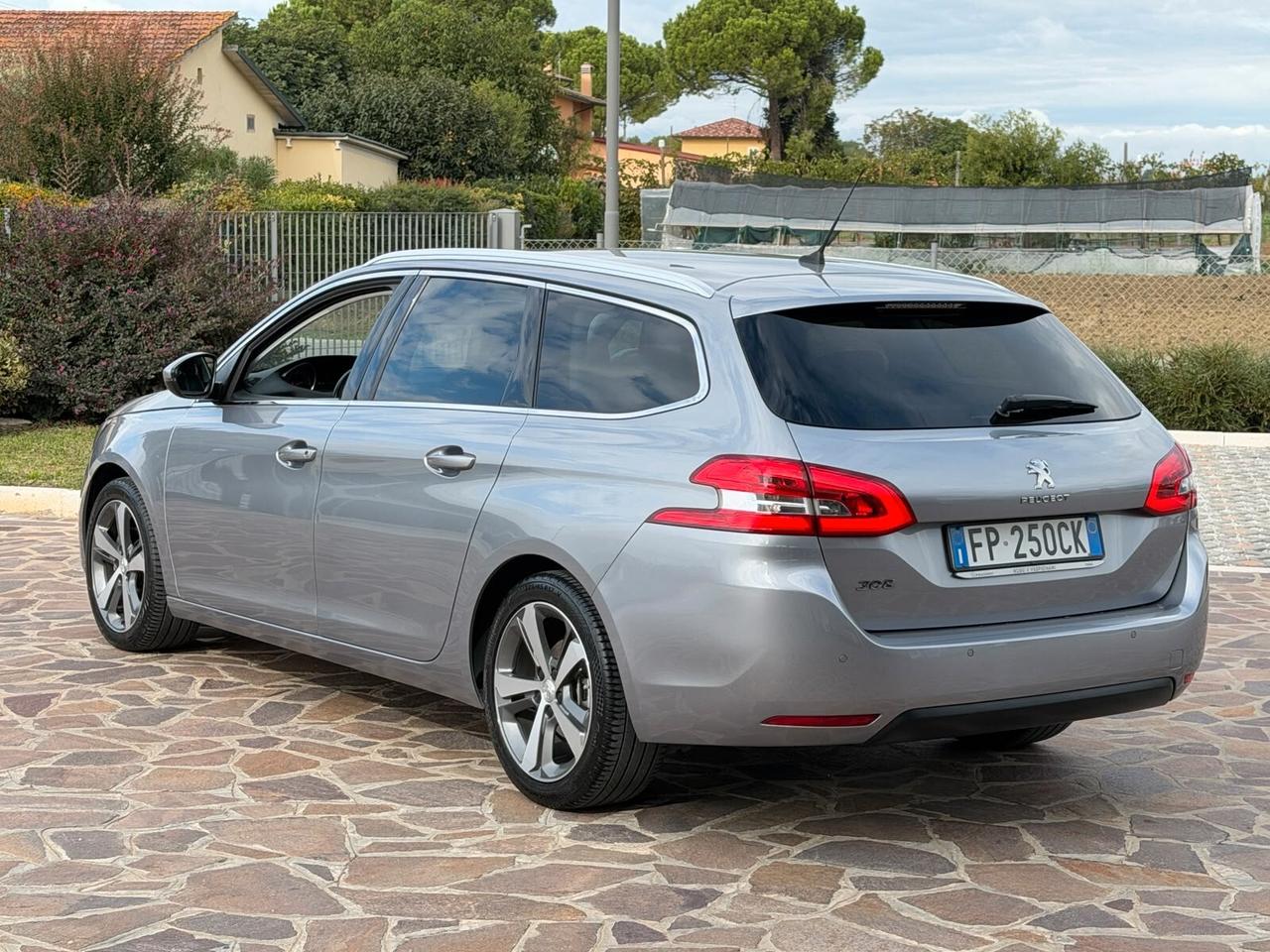 Peugeot 308 1.5 BlueHDi SW