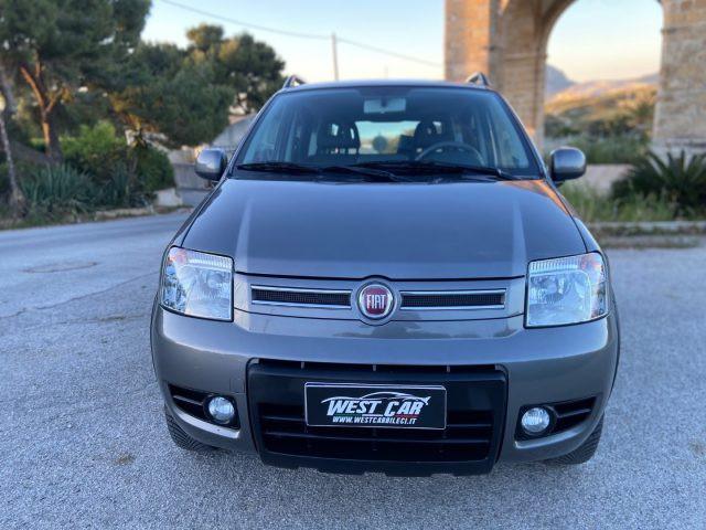 FIAT Panda 1.3 MJT 16V DPF 4x4 Climbing