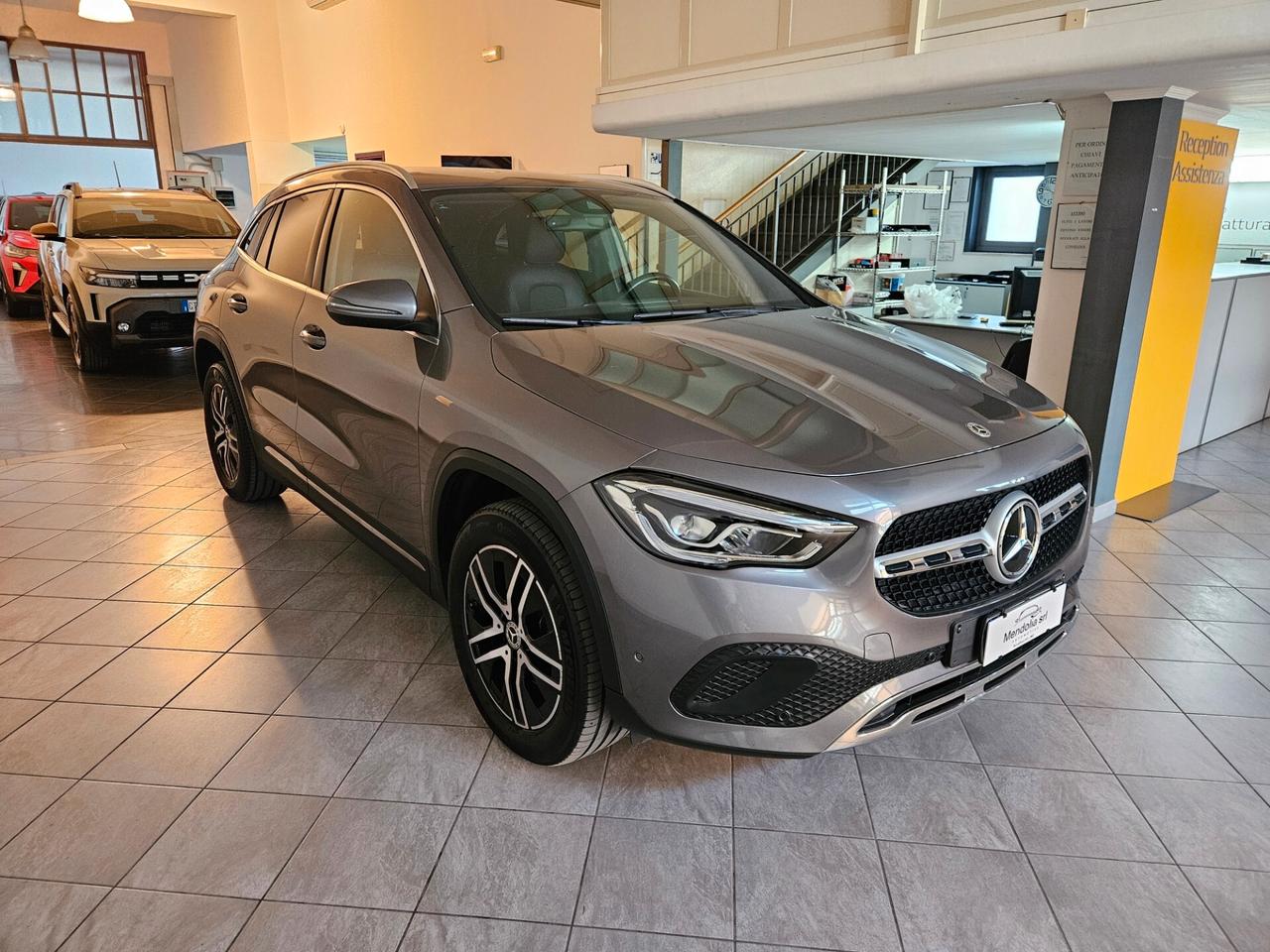 MERCEDES GLA 200D SPORT PLUS