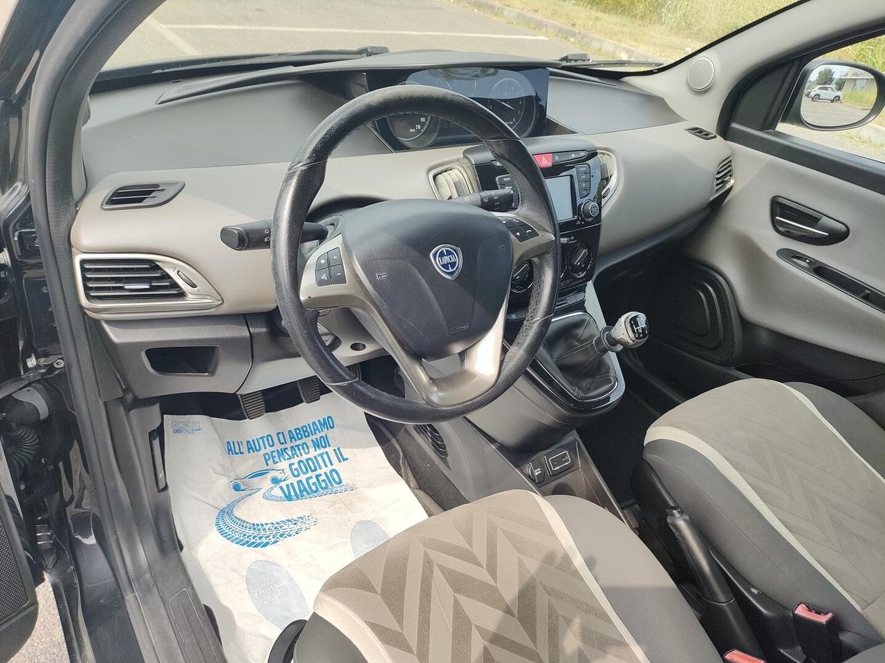 LANCIA Ypsilon 1.2 69cv