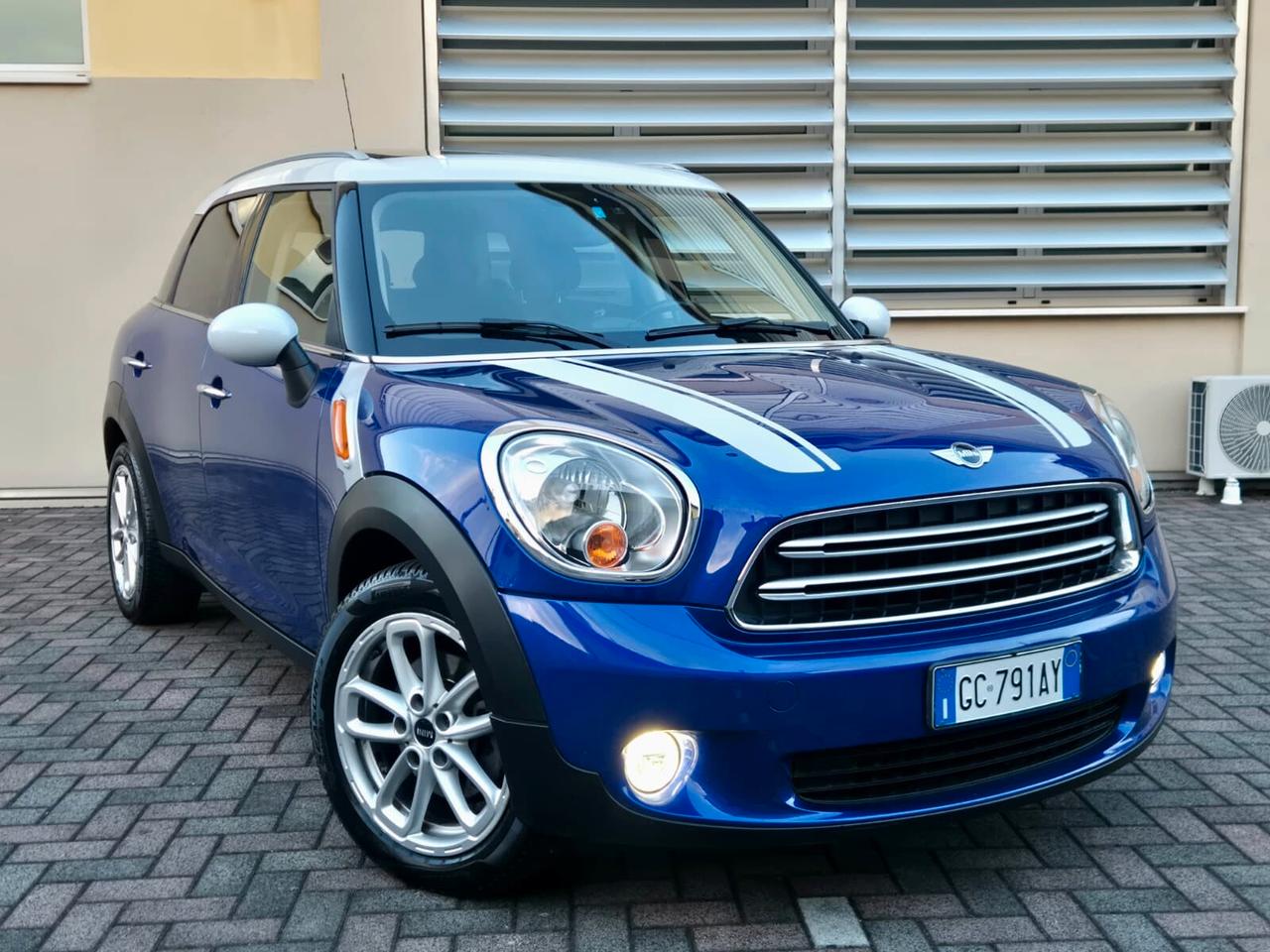 Mini Cooper D Countryman 2.0 Business Automatica