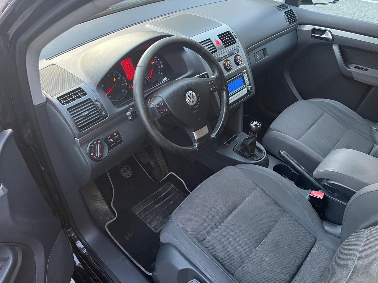 Volkswagen Touran 1.6 Trendline