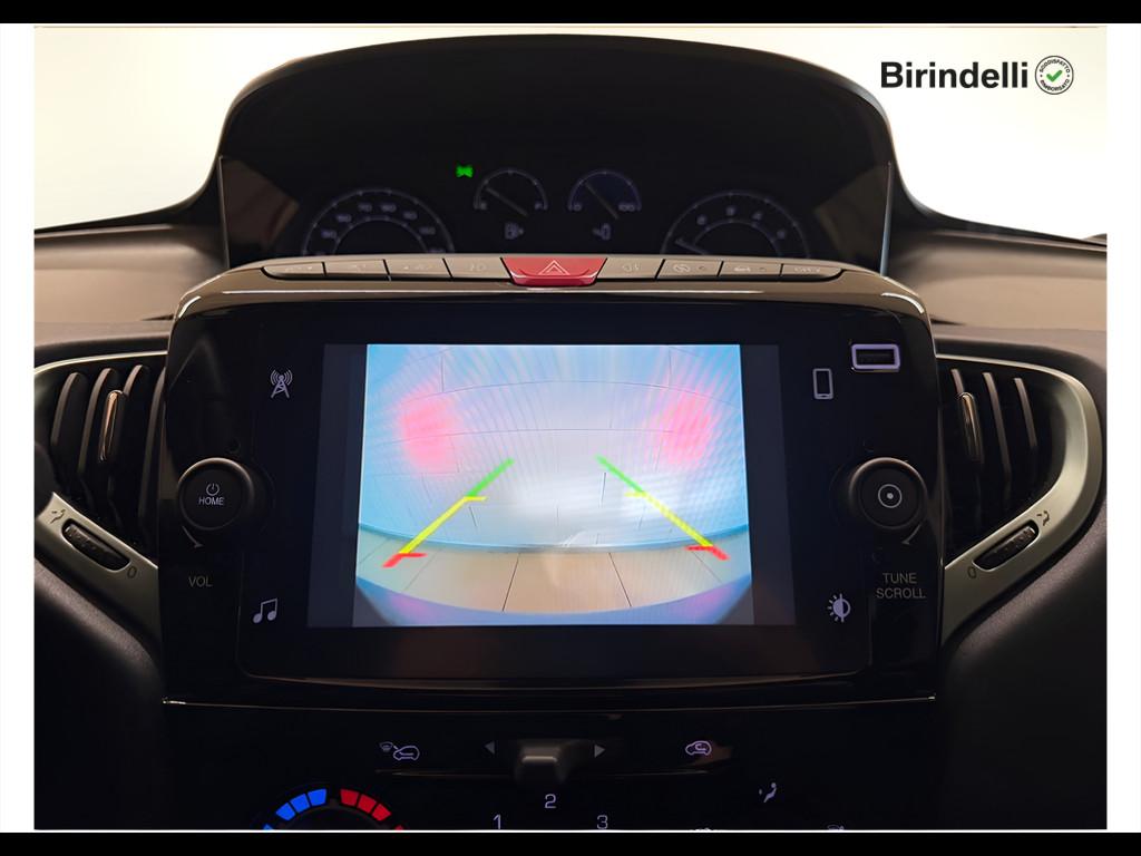 LANCIA Ypsilon 3ª serie - Ypsilon 1.0 FireFly 5 porte S&S Hybrid Silver