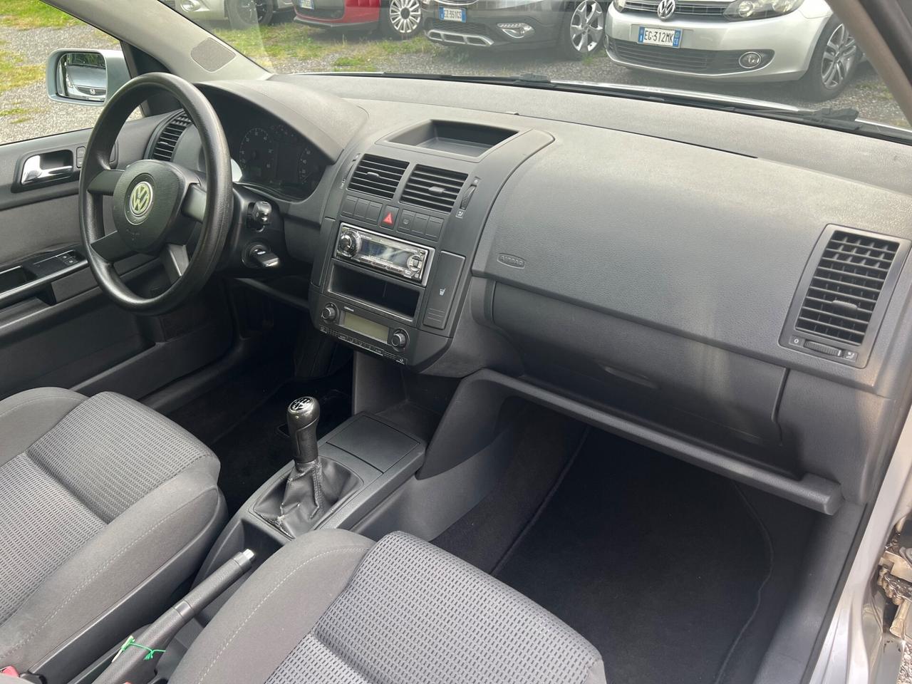 Volkswagen Polo 1.4 16V 5p. Trendline*86000KM*NEOPATENTATI