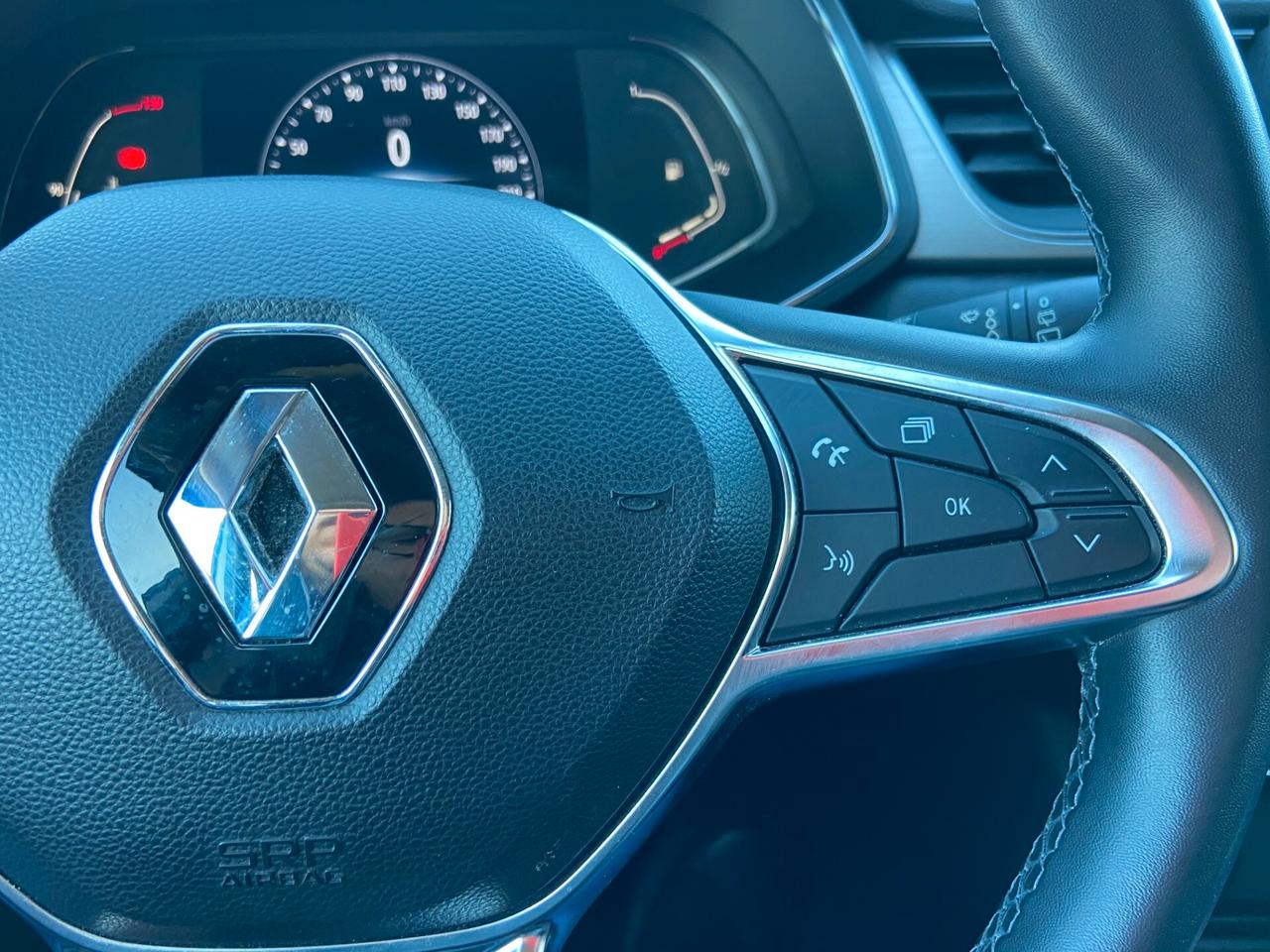 Renault Captur 1.3 tce Intens 140cv