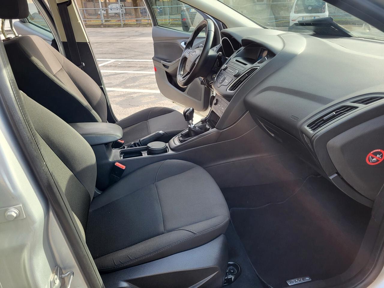 FORD FOCUS SW 1.6 TDCi-UNICO PROPRIETA-3 REVISIONI