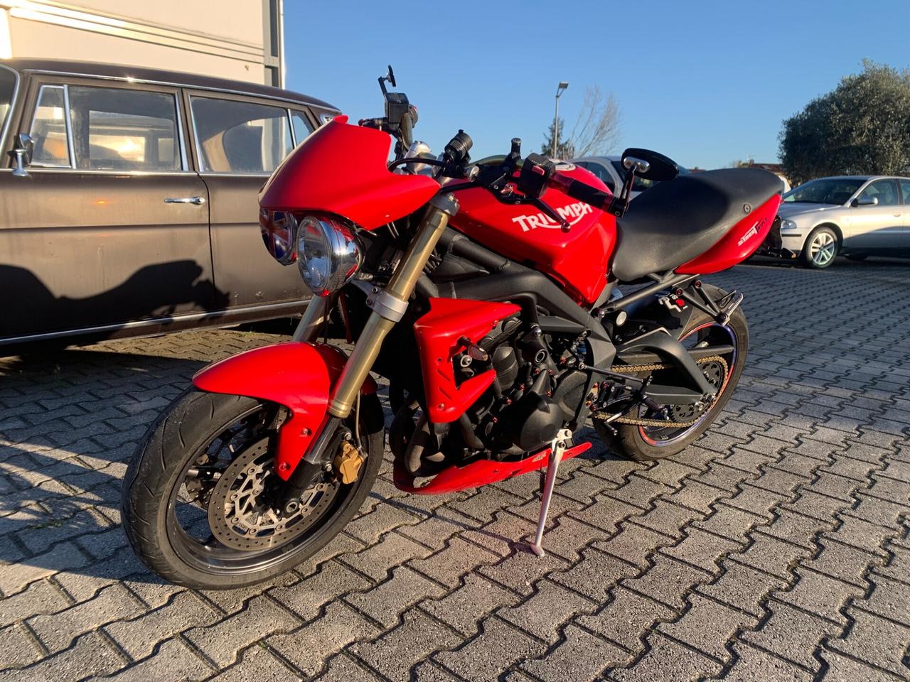 Triumph Street Triple 675 accessoriatissima