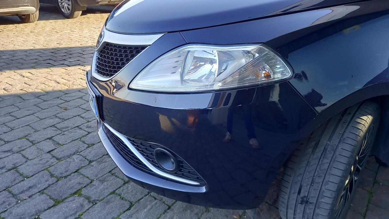 Lancia Ypsilon 1.3 MJT 16V 95 CV 5 porte S&S Mya