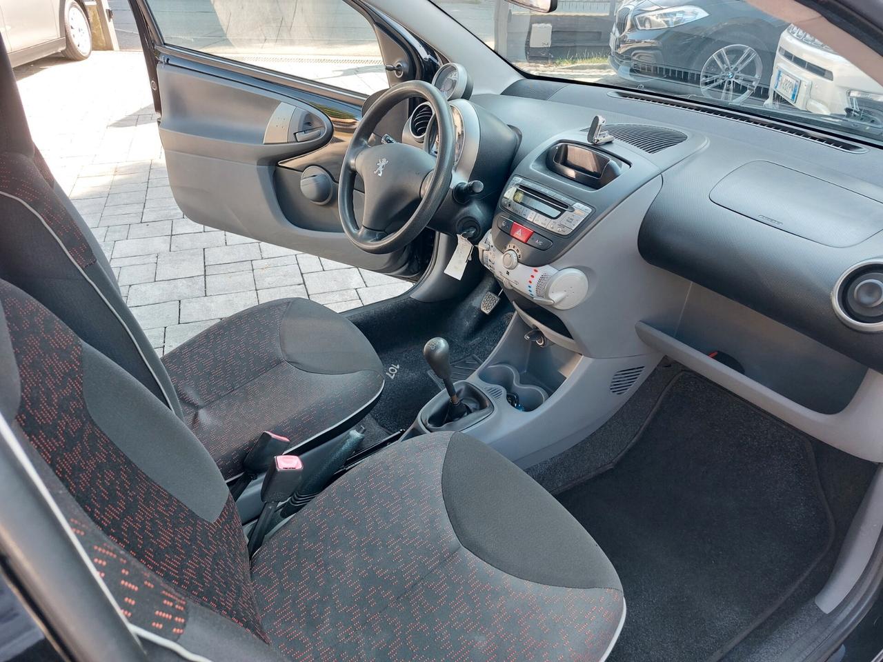 Peugeot 107 1.0 68CV 3p. Sweet Years
