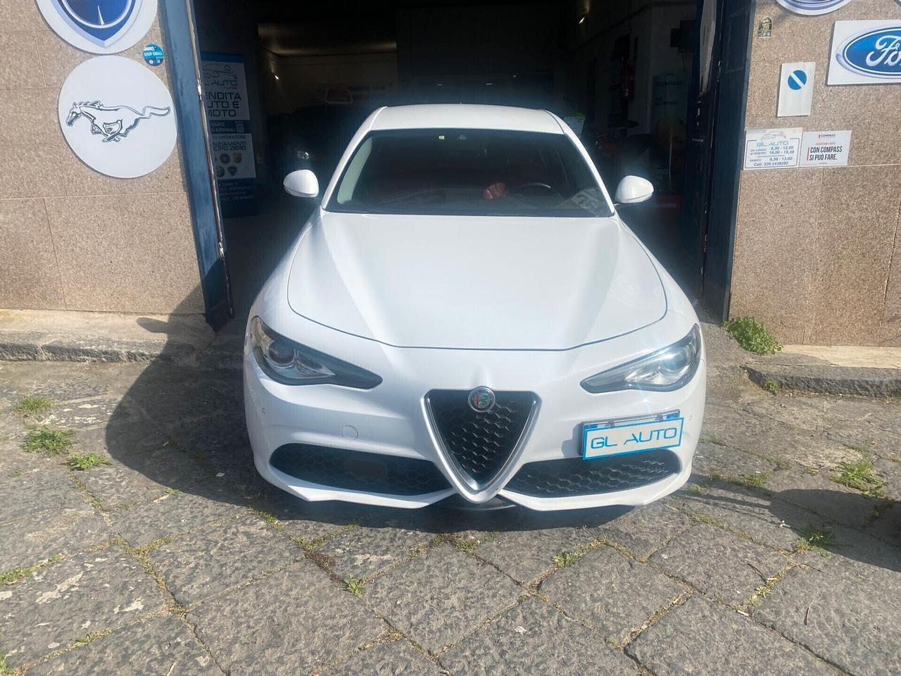 Alfa Romeo Giulia 2.2 Turbodiesel 210 CV AT8 AWD Q4 Veloce