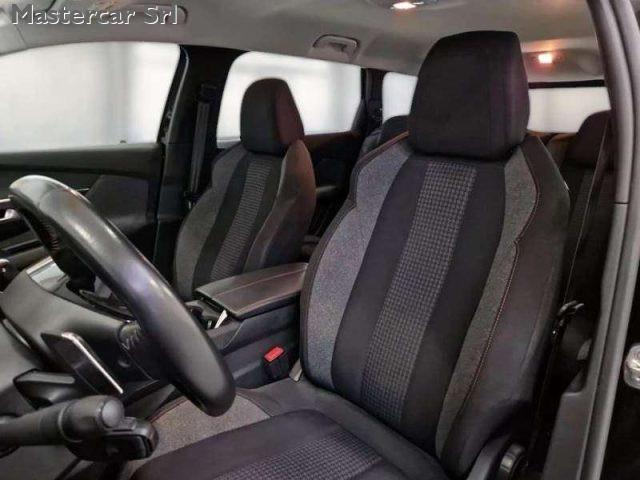 PEUGEOT 5008 7 POSTI 1.5 bluehdi Business EAT8 - GF870RZ