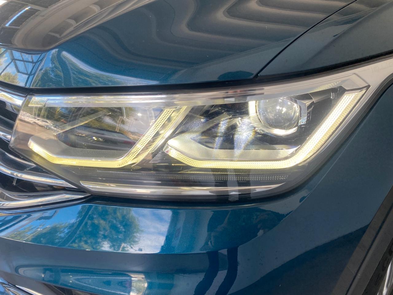 Volkswagen Tiguan 2.0 TDI 150 CV SCR DSG 4MOTION R-Line