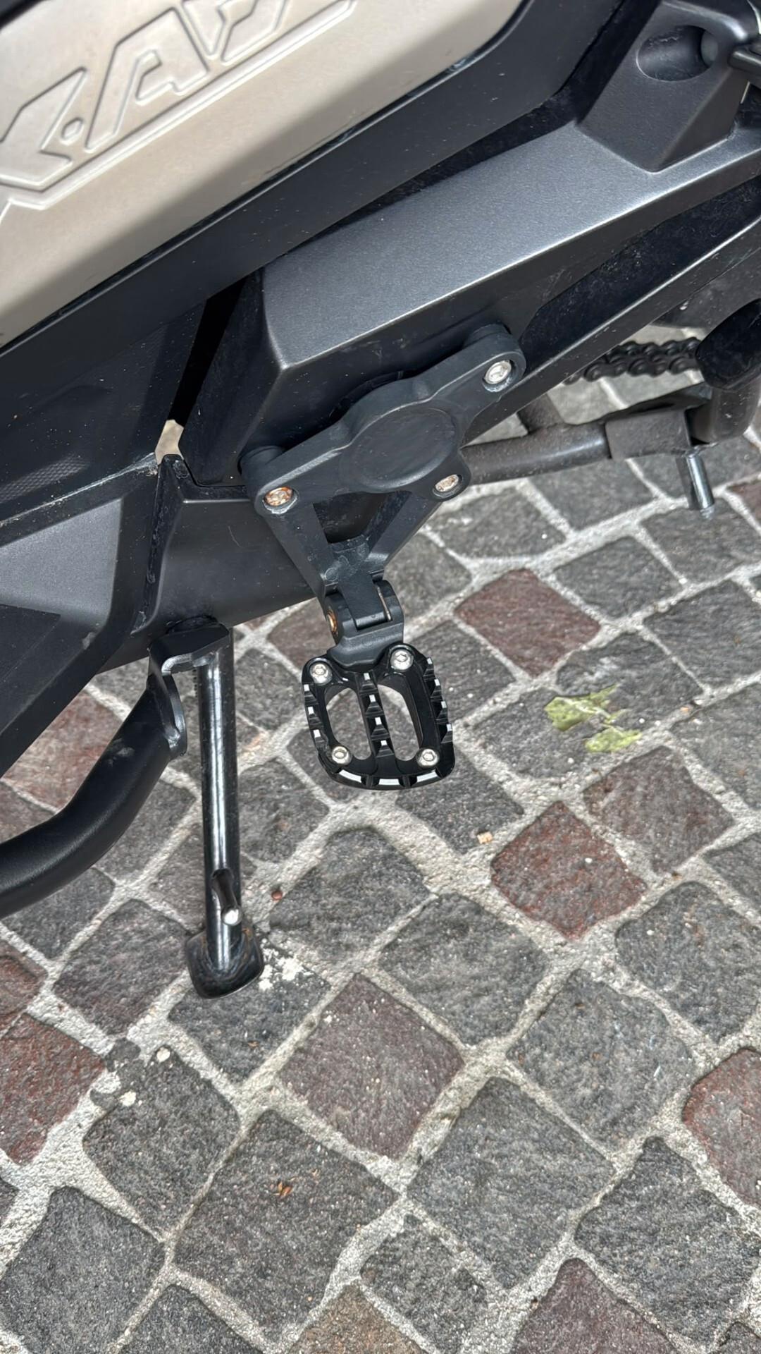 Honda X-ADV 750 sport ET35687