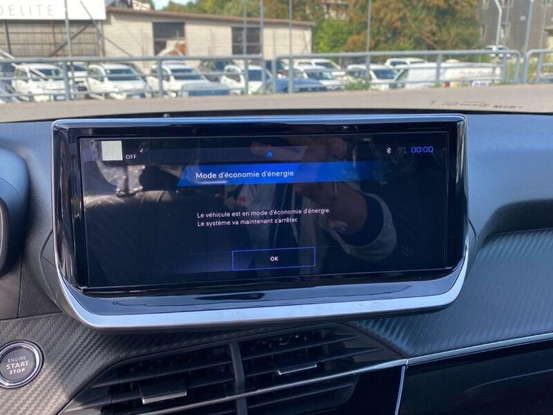 Peugeot 208 Allure Hybrid 110 e-DCS6 auto