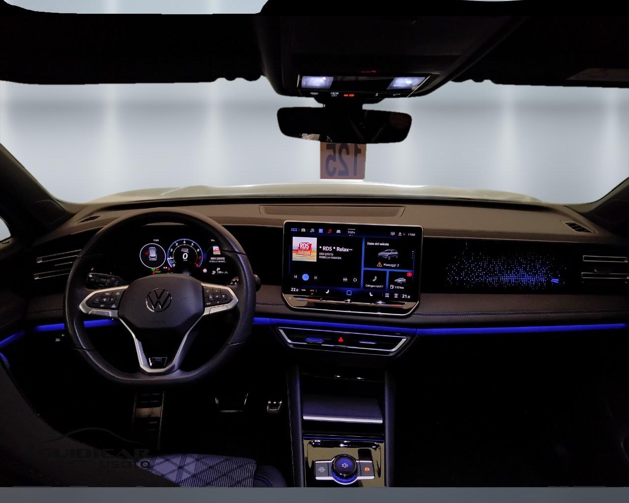 VOLKSWAGEN Tiguan III 2024 - Tiguan 1.5 etsi R-Line 150cv dsg