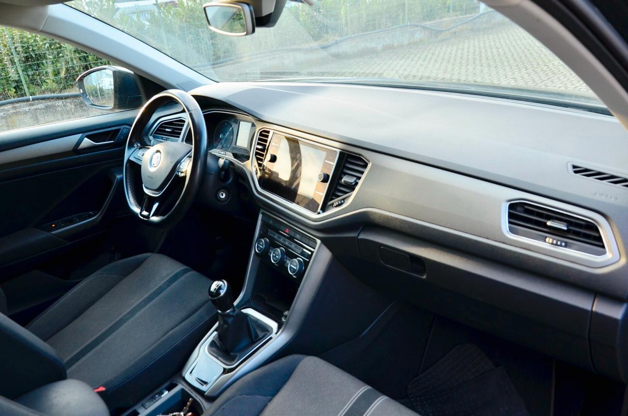 VOLKSWAGEN T-ROC 1.6 TDI ADVANCED 115cv, UFF ITALIANA, EURO 6D, NAVI, APPLE ANDROID, PERMUTE