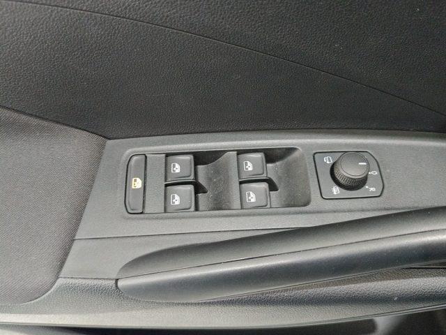 SKODA Fabia 1.0 TSI 95 CV Young Edition