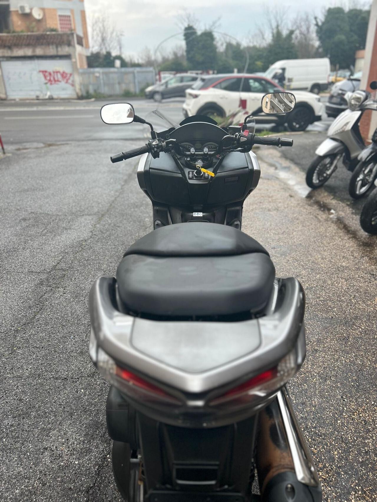 Honda Forza 300 Abs