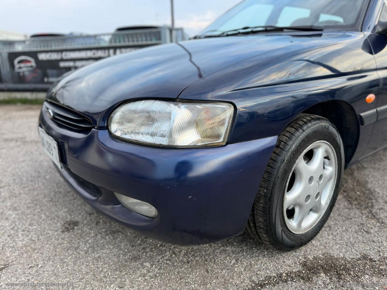 FORD Escort 1.6I 16V SW GHIA
