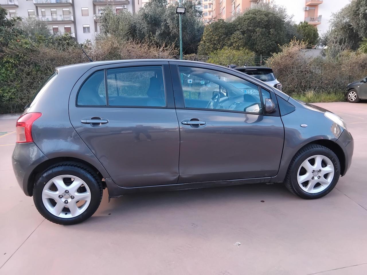 TOYOTA YARIS 1.0 CLIMA 5PORTE