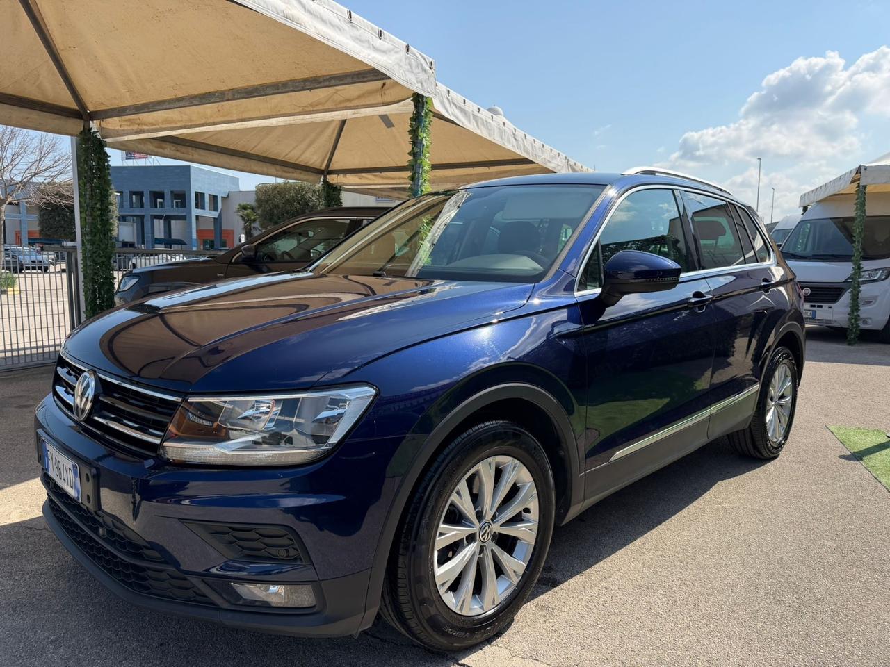 Volkswagen Tiguan 1.6 BlueMotion 10/2019 Technology