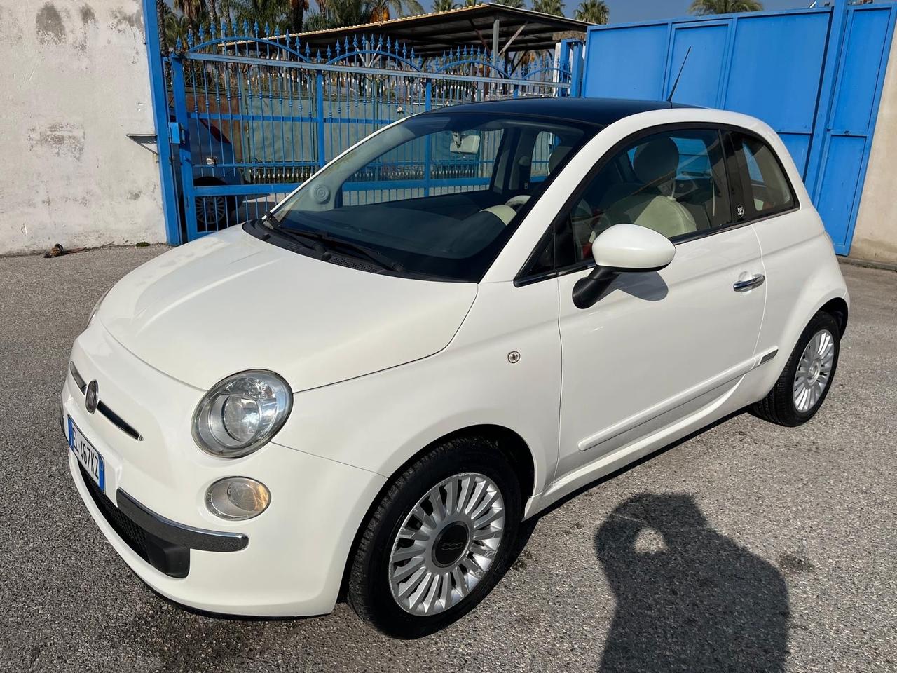 Fiat 500 1.3 mat/95 cv lounge-km 139000-2012