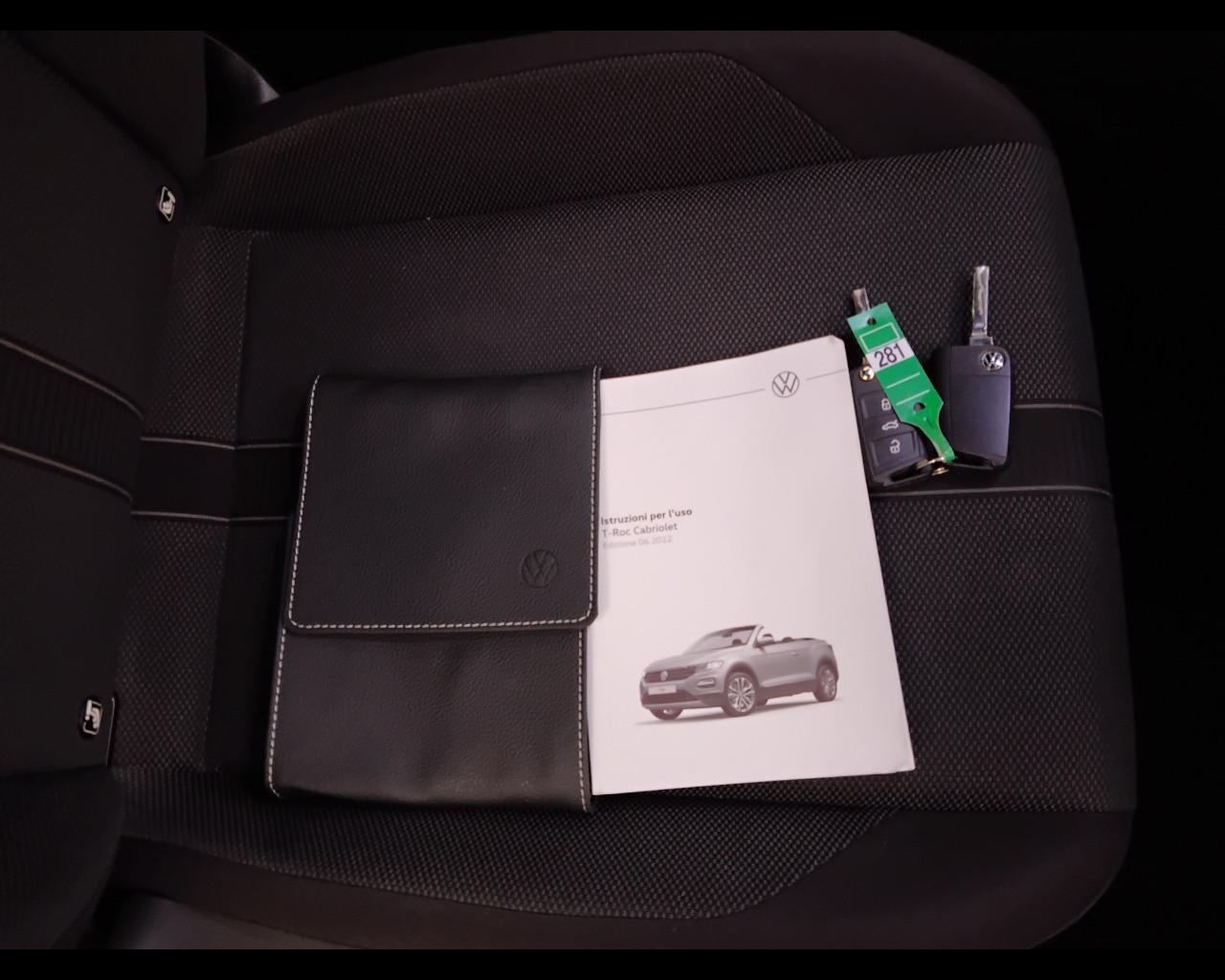 VOLKSWAGEN T-Roc 2022 Cabriolet - T-Roc Cabriolet 1.5 tsi Style