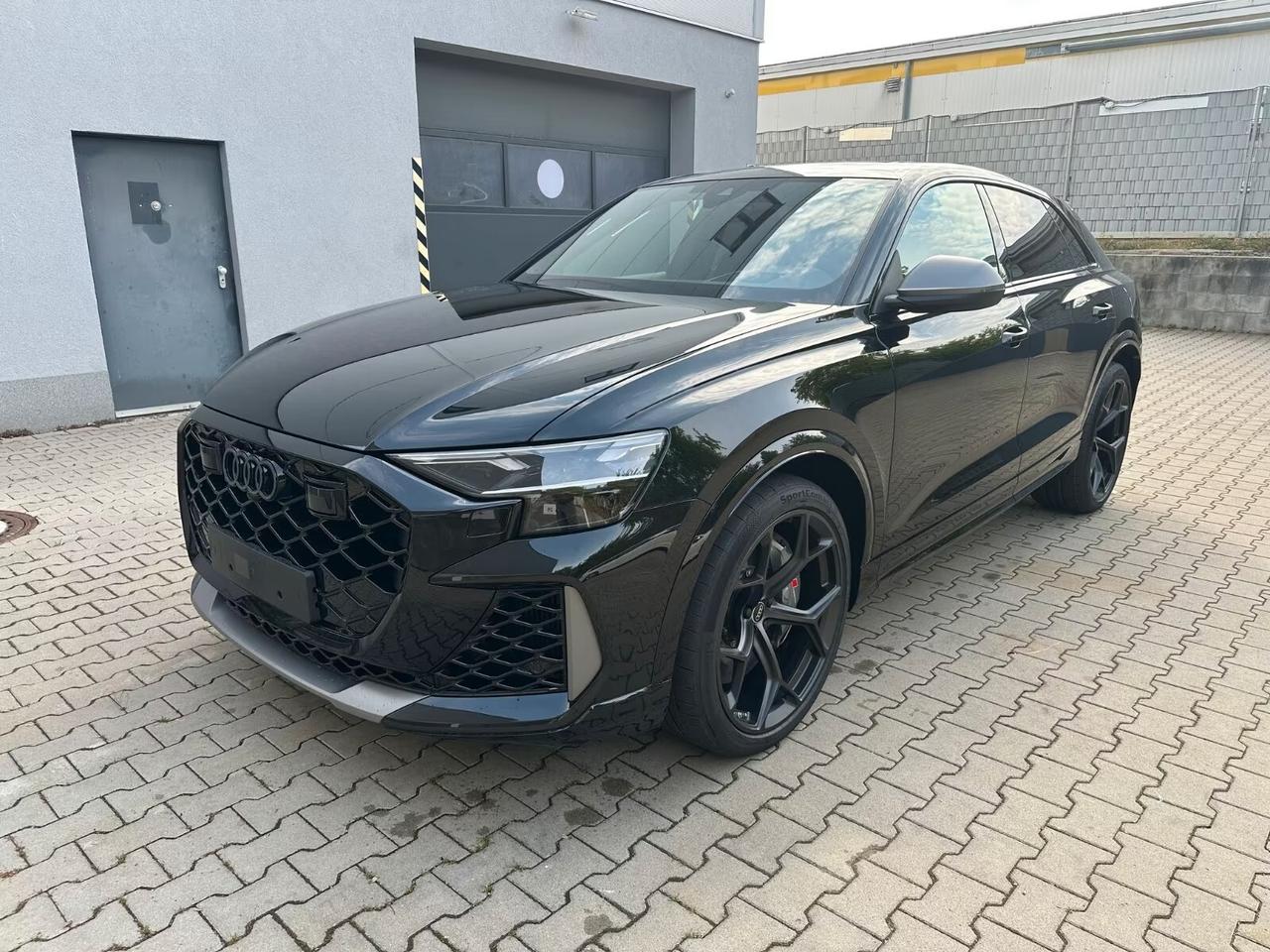 Audi Q8 RS TFSI V8 quattro tiptronic Performance 640 CV