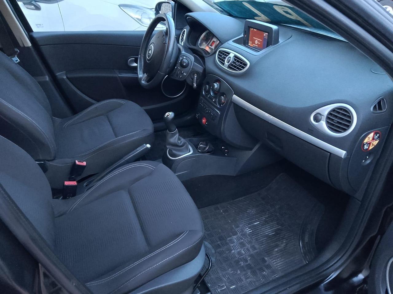 Renault Clio 1.2 16V 5 porte anno 2011