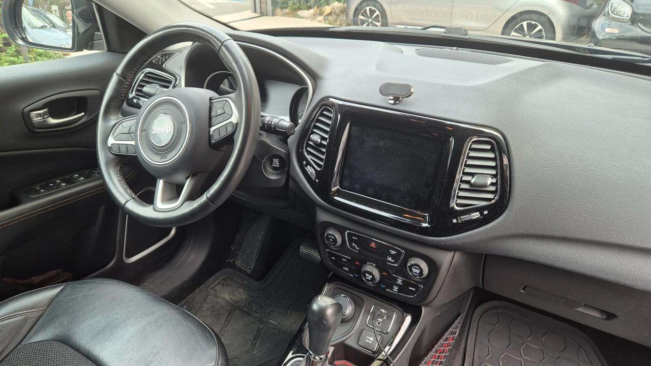 Jeep Compass 2.0 Multijet II 4WD Night Eagle BLACK EDITION