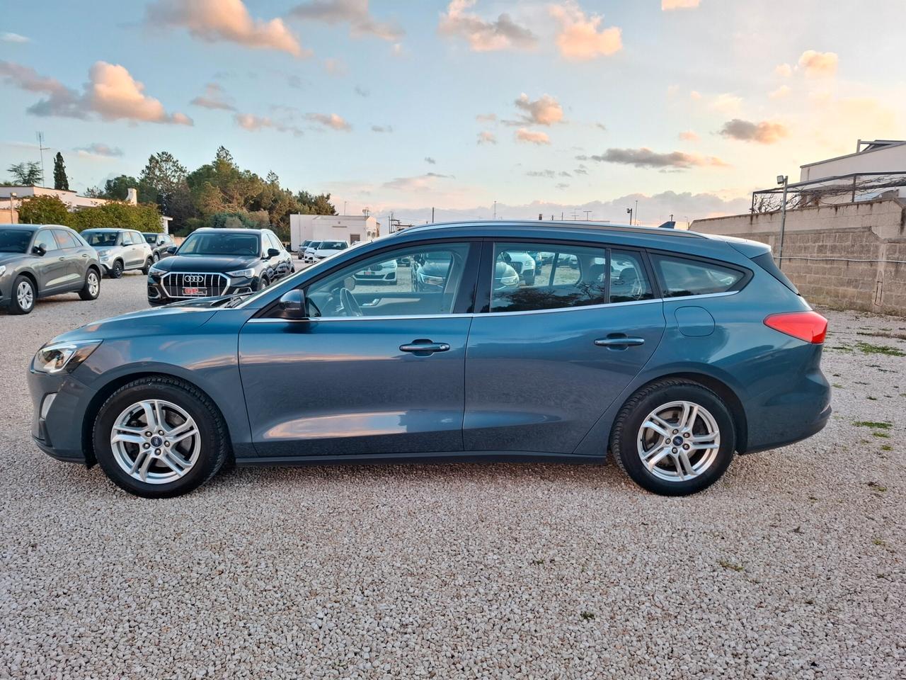 Ford Focus 1.5 TDCI 120cv SW *NAVY-LED-CAM*