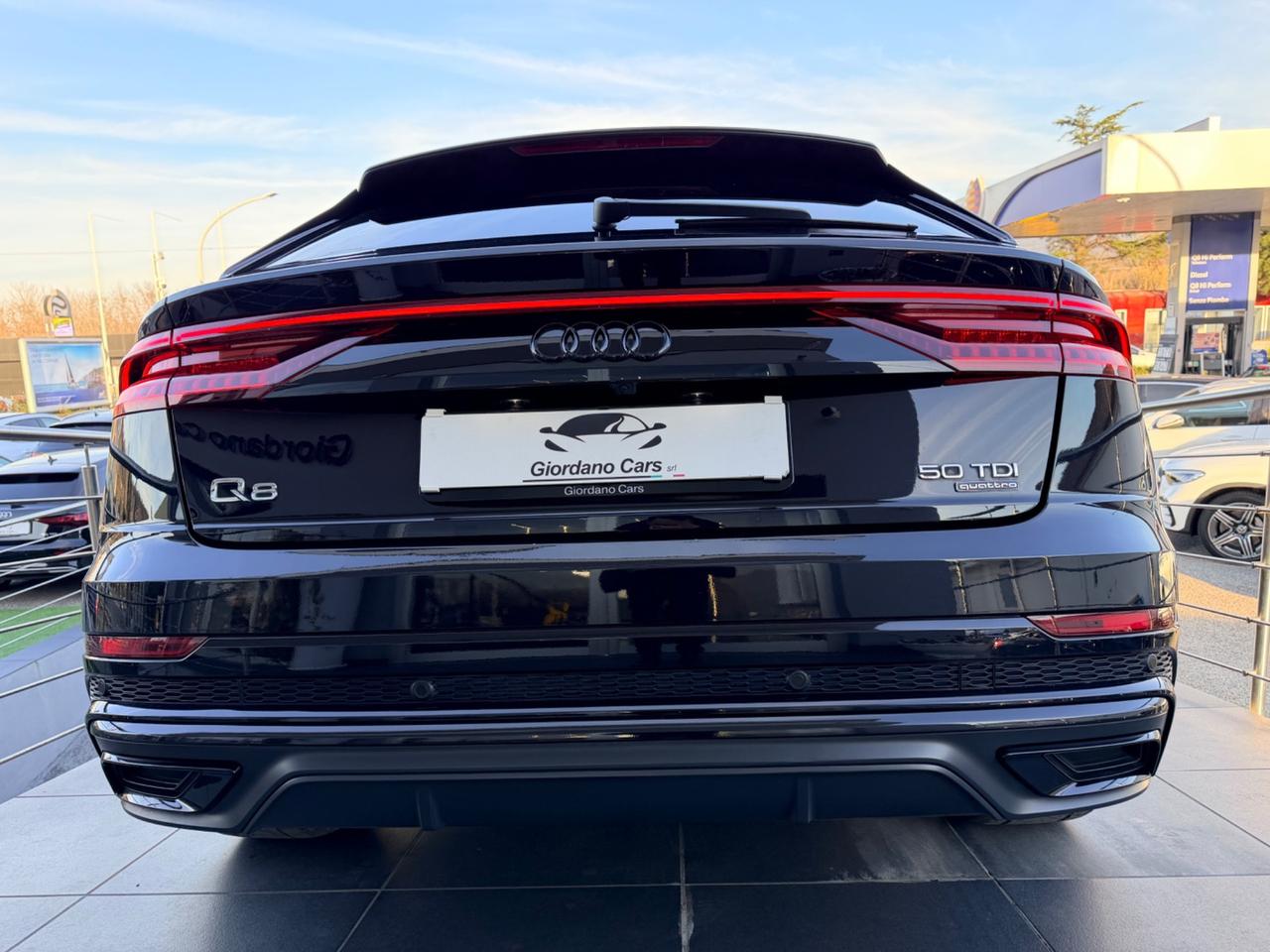 Audi Q8 50 TDI 286 CV quattro tiptronic S-Line tetto