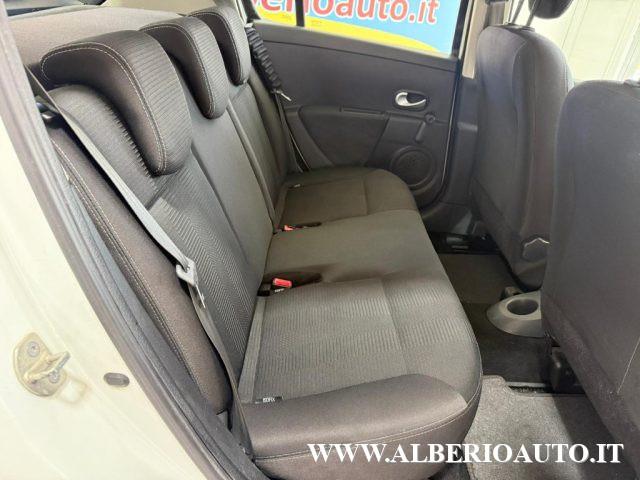 RENAULT Clio 1.2 16V 5 porte Live!