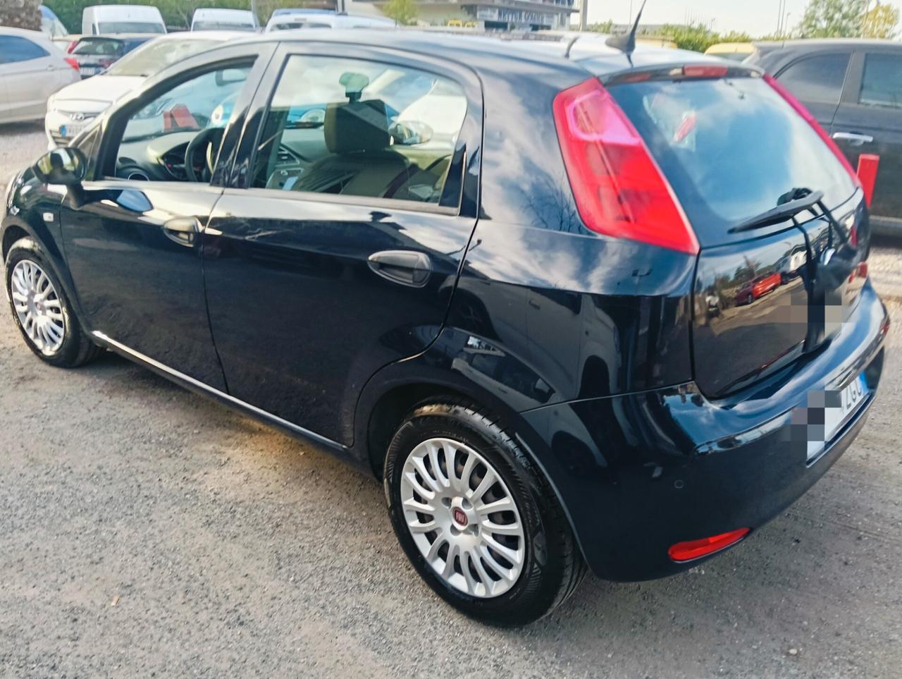 Fiat Punto 1.3 MJT II S&S 95 CV 5 porte Street