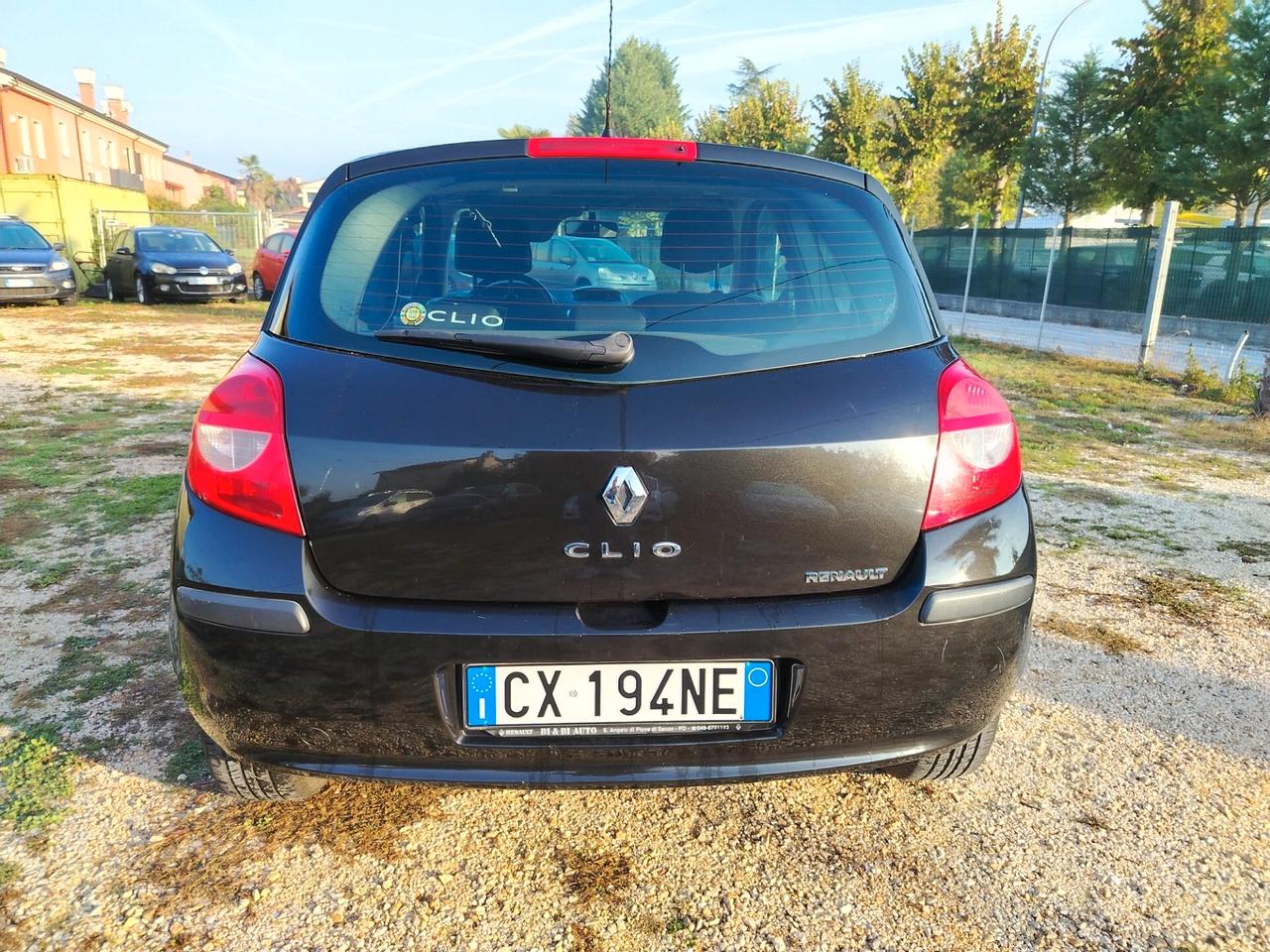 Renault Clio 1.2 16V 3 porte Luxe