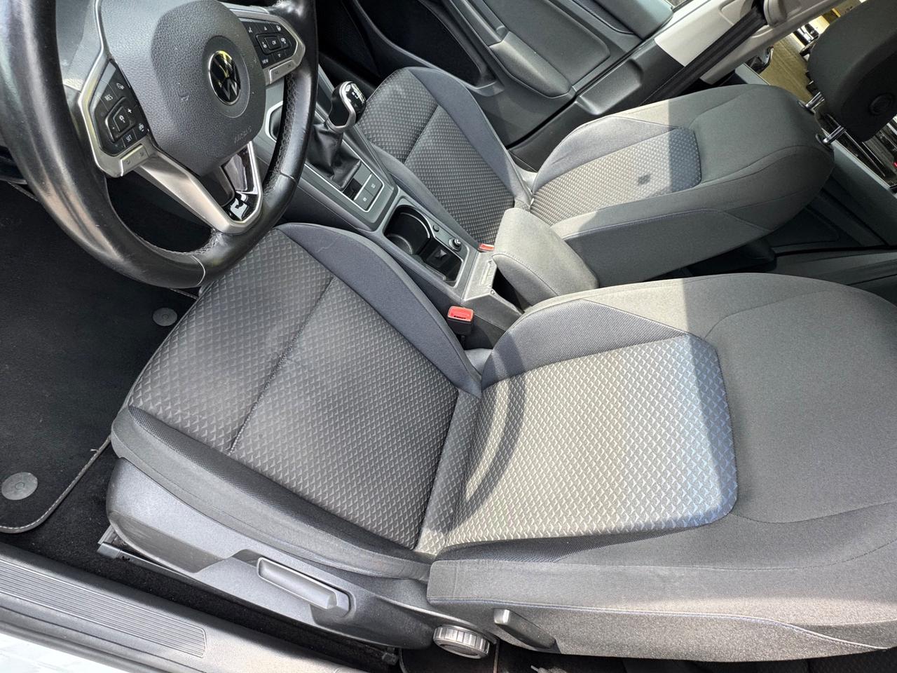 Volkswagen Golf 2.0 TDI SCR Style Prezzo Promo Finanziamento