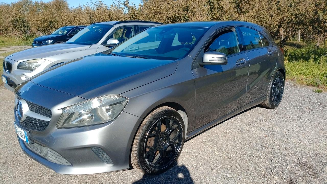 Mercedes-benz A 160 d 90 CV per neopatentati