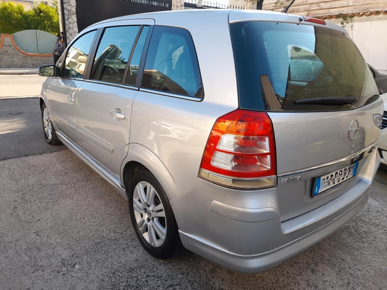 Opel Zafira 1.9 CDTI 150CV aut. Cosmo